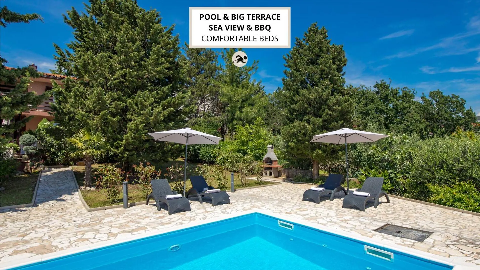 Villa Pinia Holiday Home With A Pool